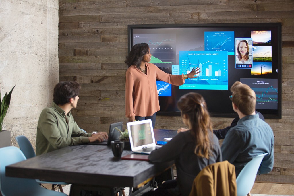 Prysm_Visual Workplace solutions_85-display